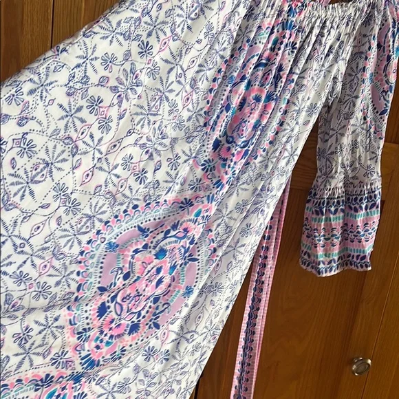 Lilly Pulitzer maxi dress can be worn off shoulder - Picture 3 of 3